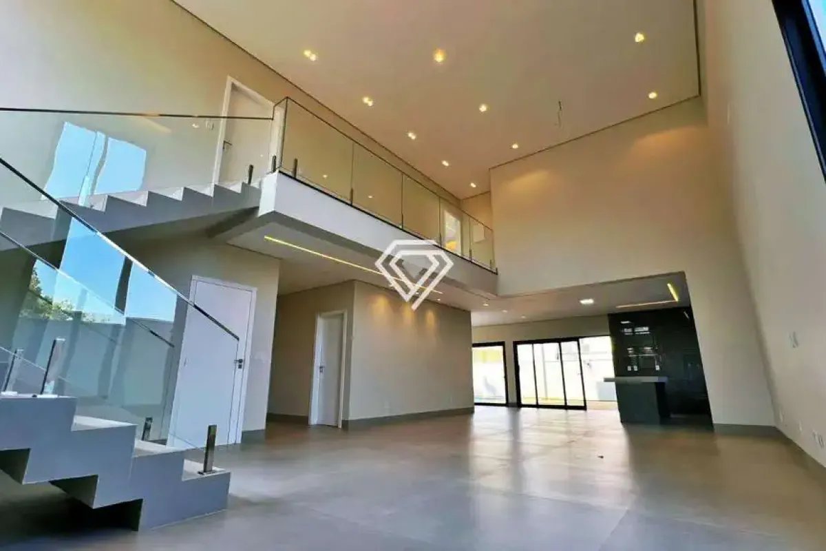 Sobrado 4 Suítes, 322 m² c/ Lazer à Venda no Condomínio Mirante do Lago — foto