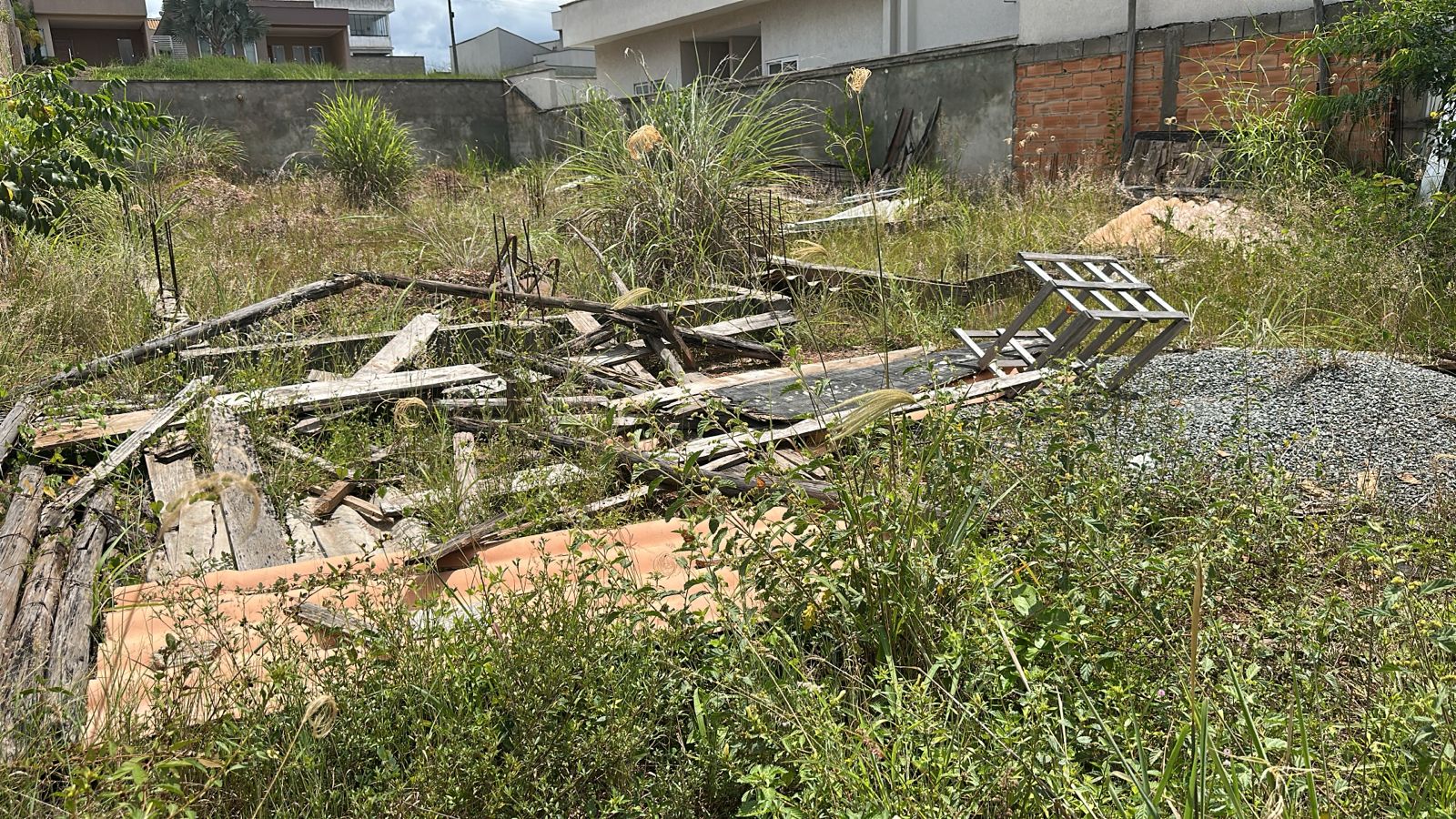 Lote para Venda no Condomínio Jardim Veneza - Senador Canedo/GO — foto