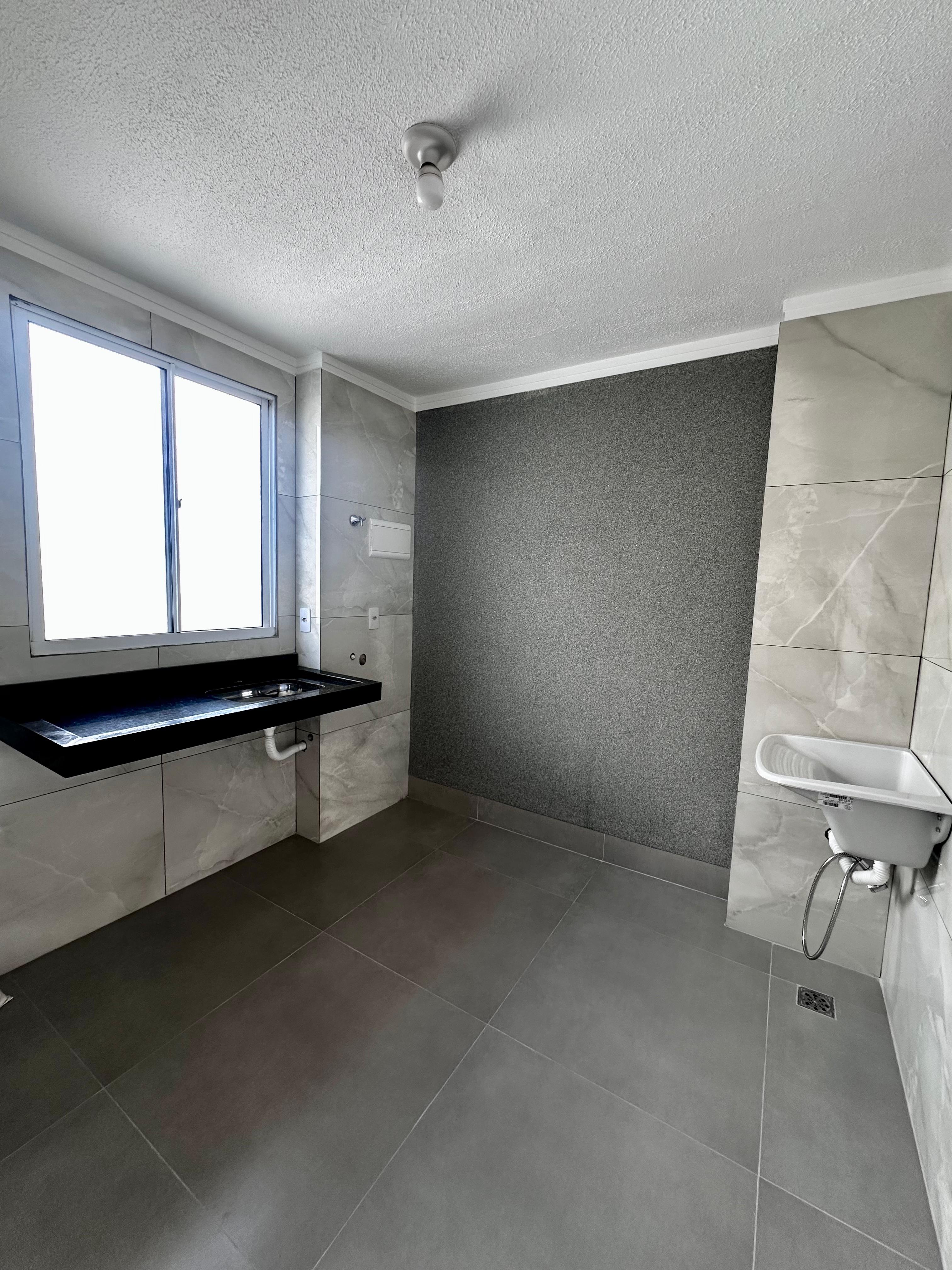 APARTAMENTO À VENDA NO RESIDENCIAL GRAN AMÉRICA - REFORMADO, ÚLTIMO ANDAR E NASCENTE — foto