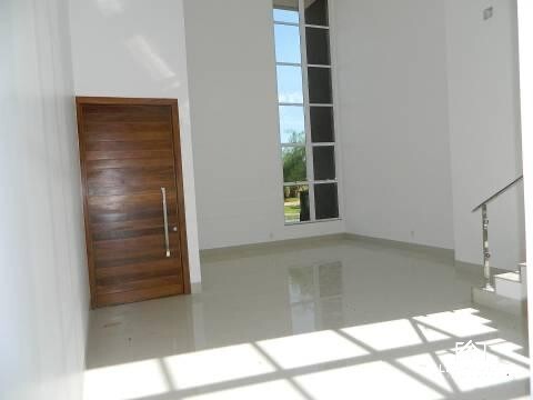 Casa à venda no bairro Alphaville Flamboyant Residencial Araguaia em Goiânia/GO — foto