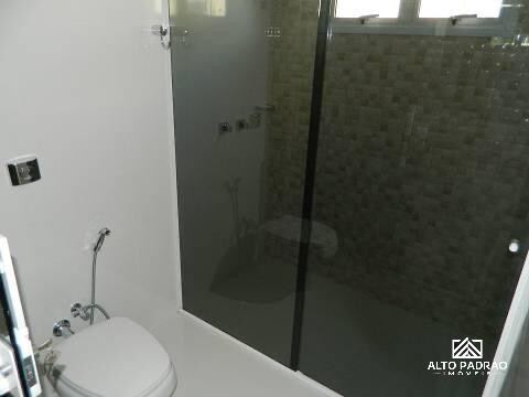 Casa à venda no bairro Alphaville Flamboyant Residencial Araguaia em Goiânia/GO — foto