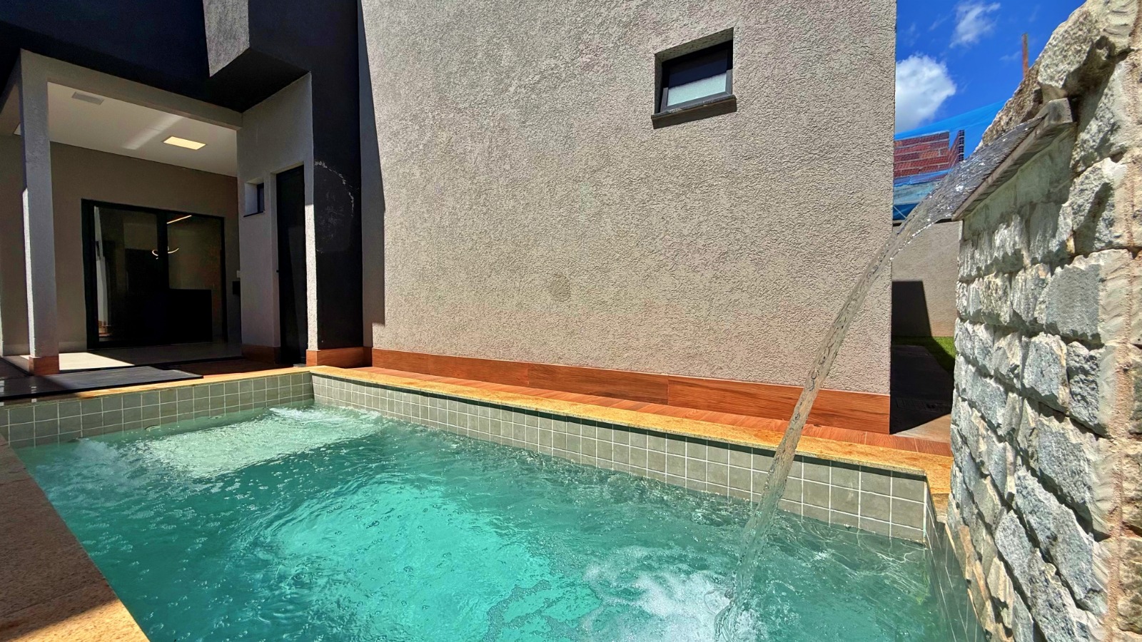 Casa Térrea à Venda - Condomínio Terras Alpha Residencial 1 | Senador Canedo - GO — foto