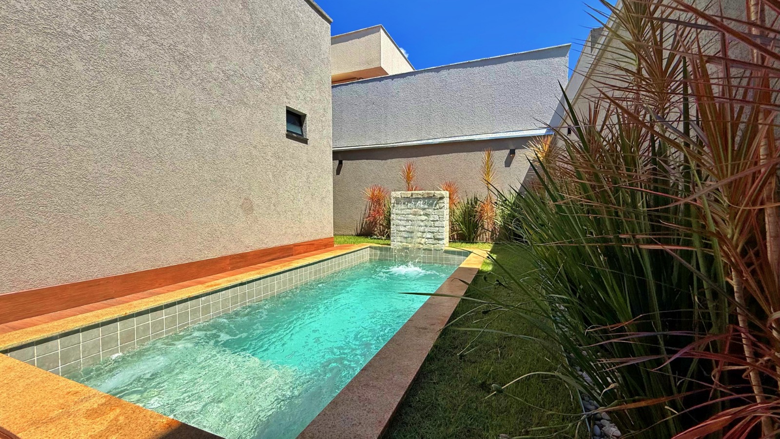 Casa Térrea à Venda - Condomínio Terras Alpha Residencial 1 | Senador Canedo - GO — foto