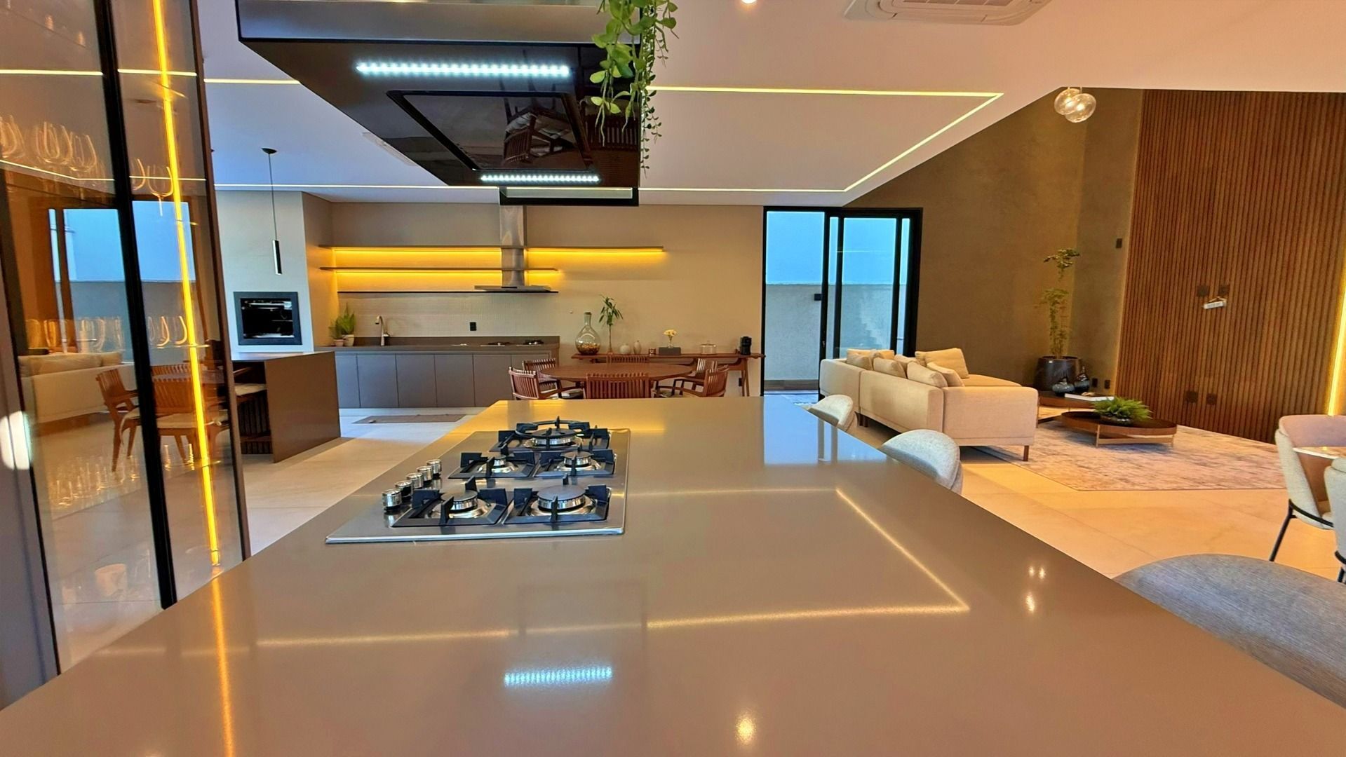 Sobrado 4 Quartos, 452 m² à Venda no Condomínio Mirante do Lago — foto