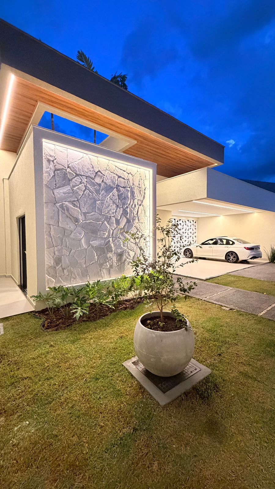 Casa, 4 quartos, 248 m² - Foto 2