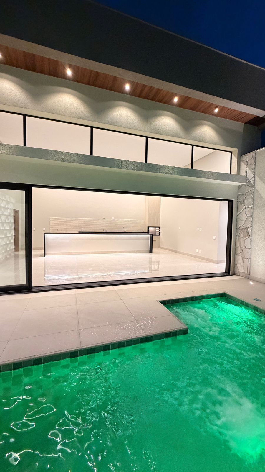 Casa, 4 quartos, 248 m² - Foto 11
