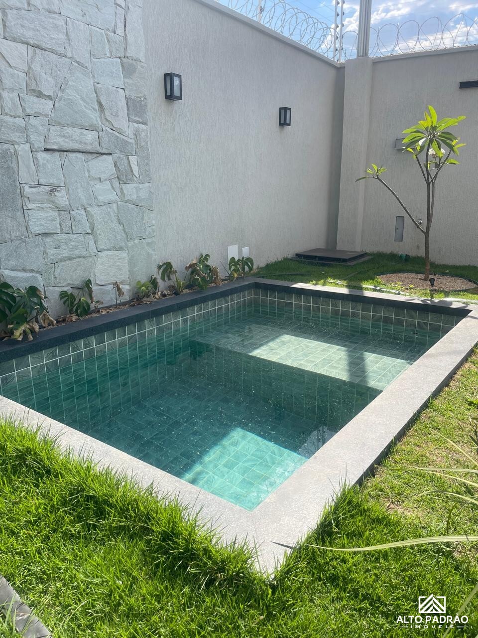 Casa à venda no bairro Parque Amazônia em Goiânia/GO — foto