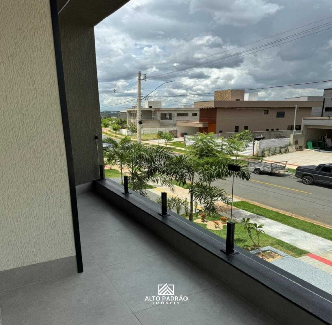 Casa à venda no bairro Jardim Cristal em Aparecida de Goiânia/GO — foto