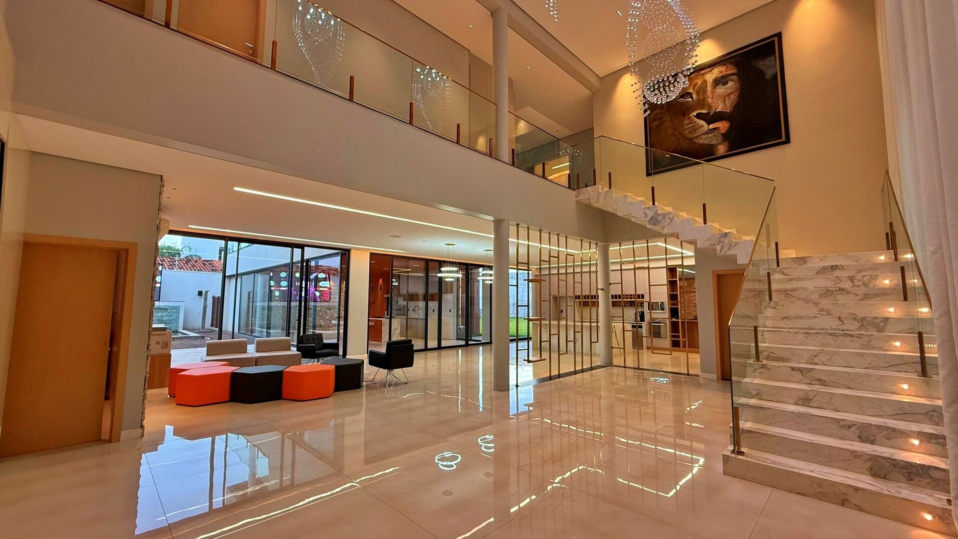 Sobrado 5 Suítes, 669 m² c/ Lazer à Venda na 204 Sul — foto