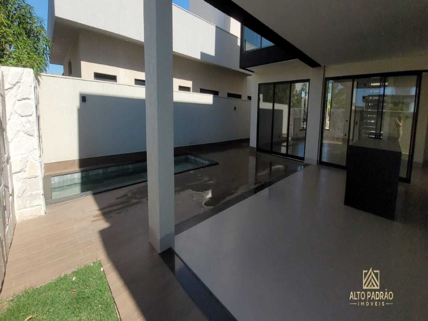 Casa à venda no bairro Residencial Goiânia Golfe Clube em Goiânia/GO — foto