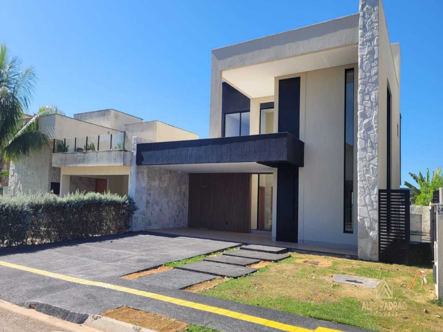 Casa à venda no bairro Residencial Goiânia Golfe Clube em Goiânia/GO — foto