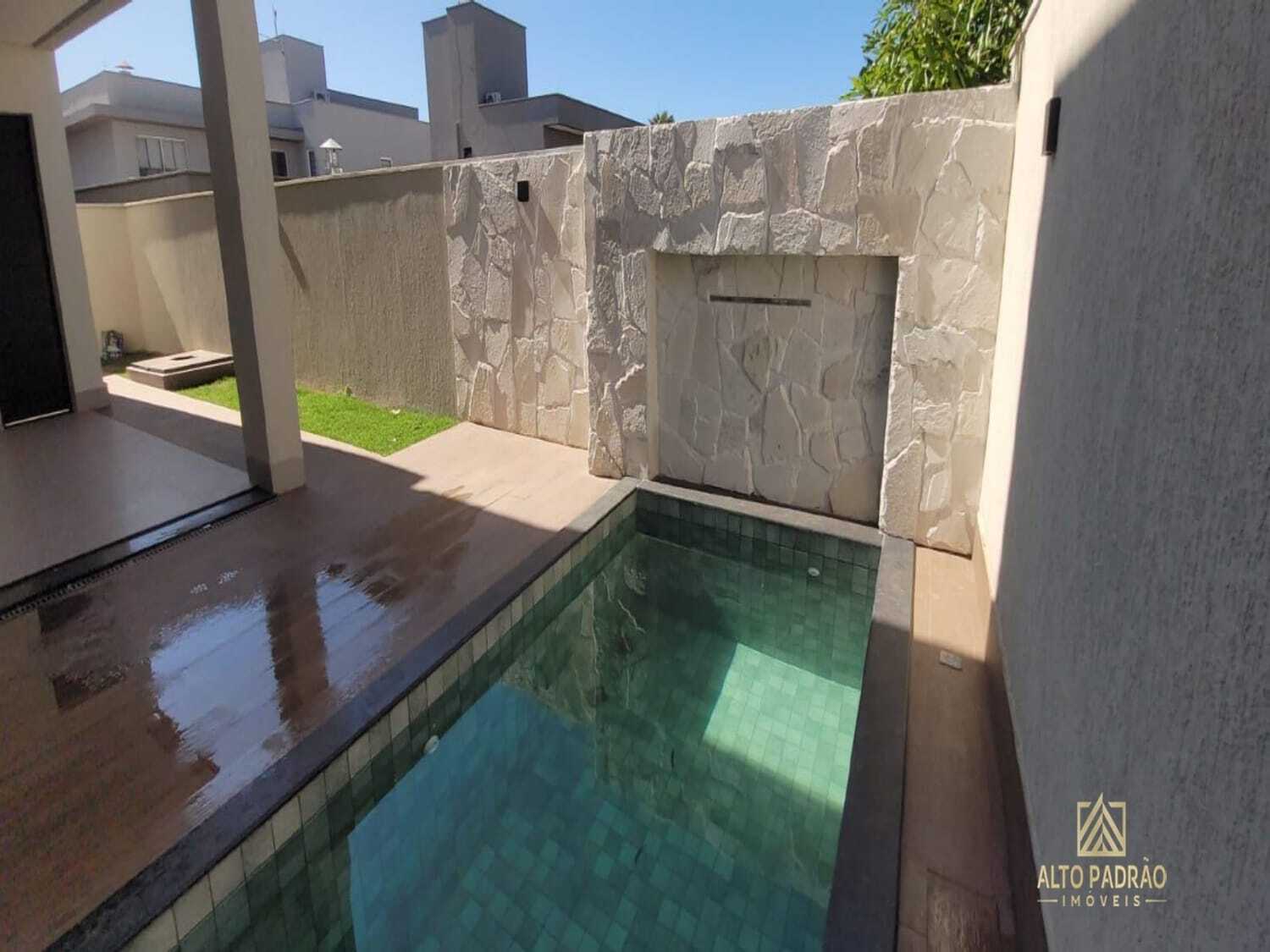 Casa à venda no bairro Residencial Goiânia Golfe Clube em Goiânia/GO — foto