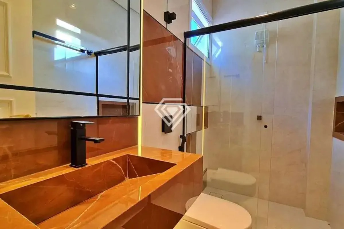 Sobrado Clássico 4 Suítes, 460 m² c/ Lazer à venda no Condomínio Aldeia do Sol — foto