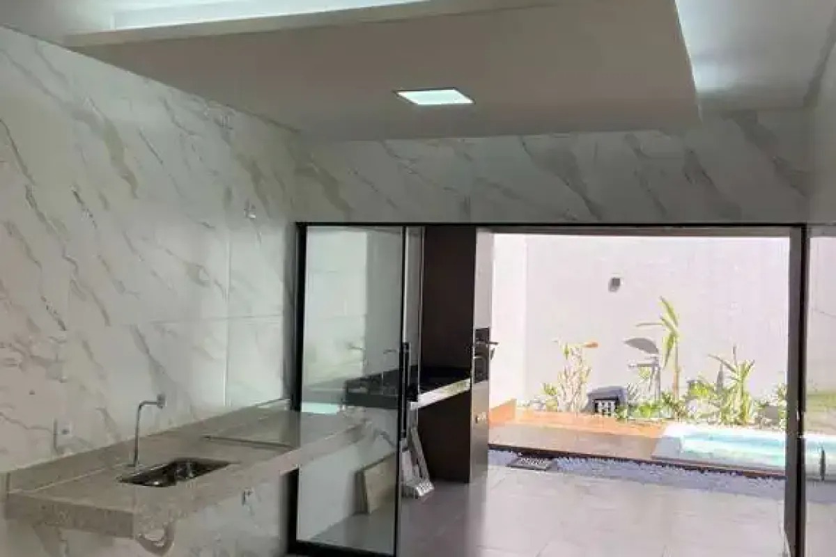 Casa 3 Quartos para Venda no Residencial Santa Fé I - Goiânia — foto