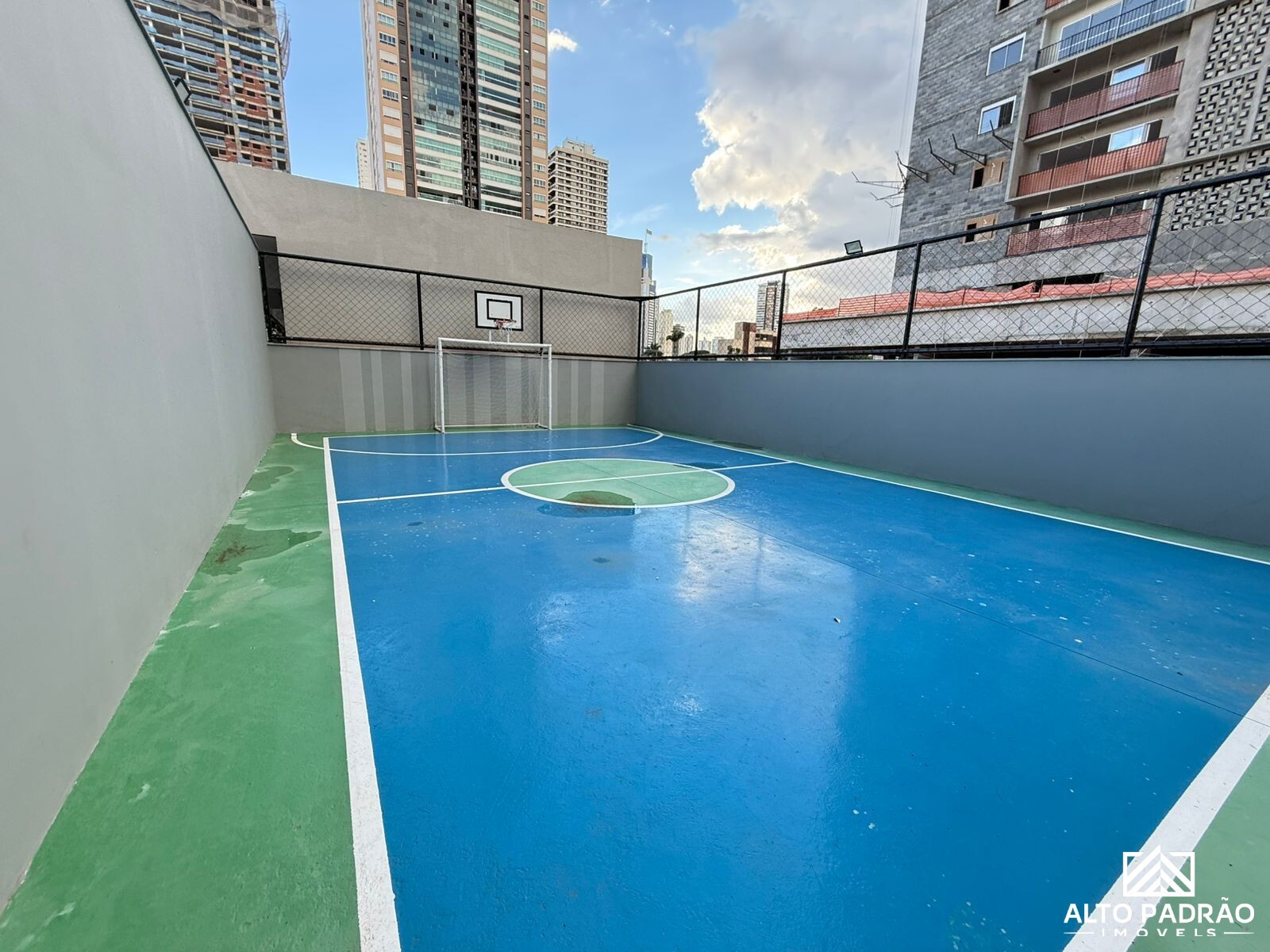 Apartamento à venda no bairro Setor Oeste em Goiânia/GO — foto