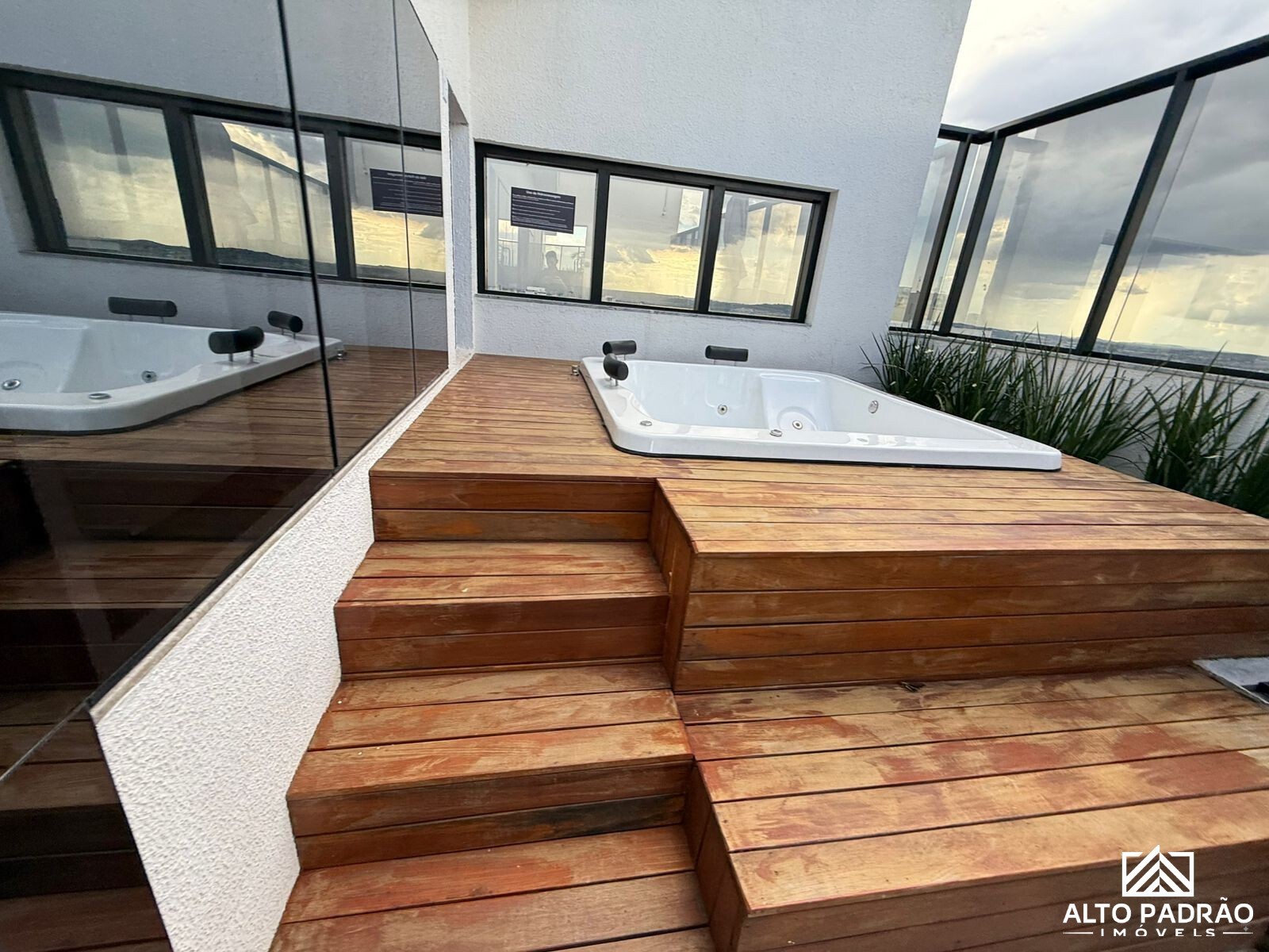 Apartamento à venda no bairro Setor Oeste em Goiânia/GO — foto