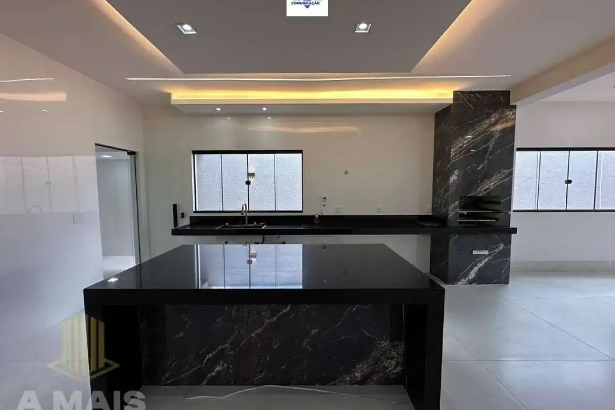 Mansão no Jardim Vila Boa - 4 Suítes, Piscina e Varanda Gourmet - Goiânia/GO — foto