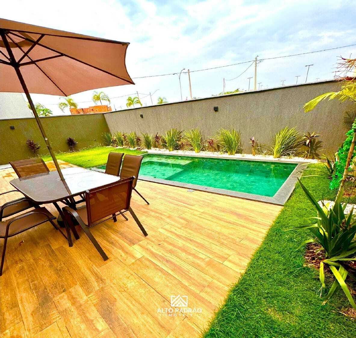 Casa à venda no bairro Jardins Capri em Senador Canedo/GO — foto
