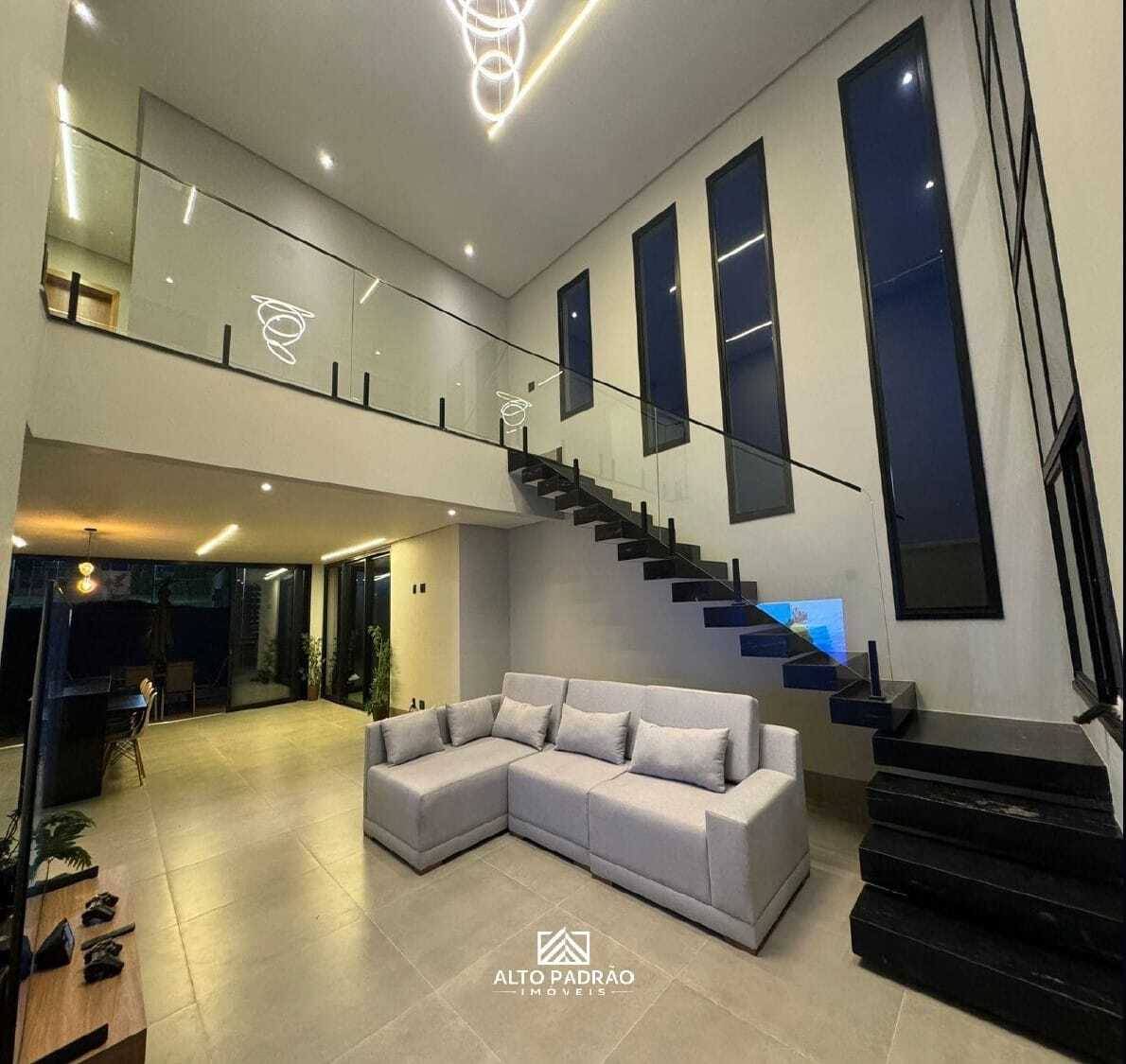 Casa à venda no bairro Jardins Capri em Senador Canedo/GO — foto