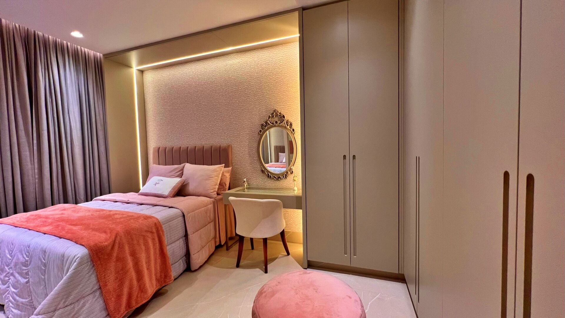 Apartamento 3 Suítes, 210 m² à Venda na Orla da Graciosa - Comodoro By Fama — foto