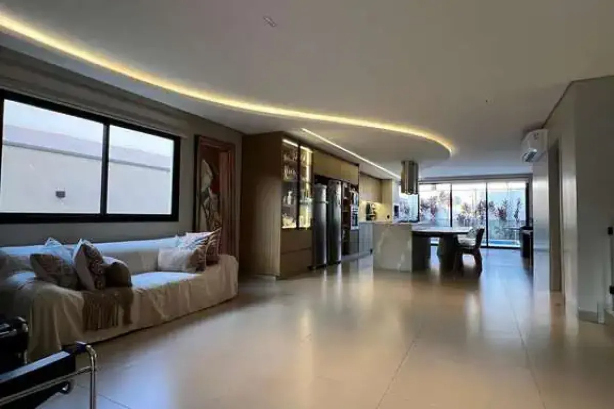 Sobrado Exclusivo no Jardins Madri - 5 Suítes — foto