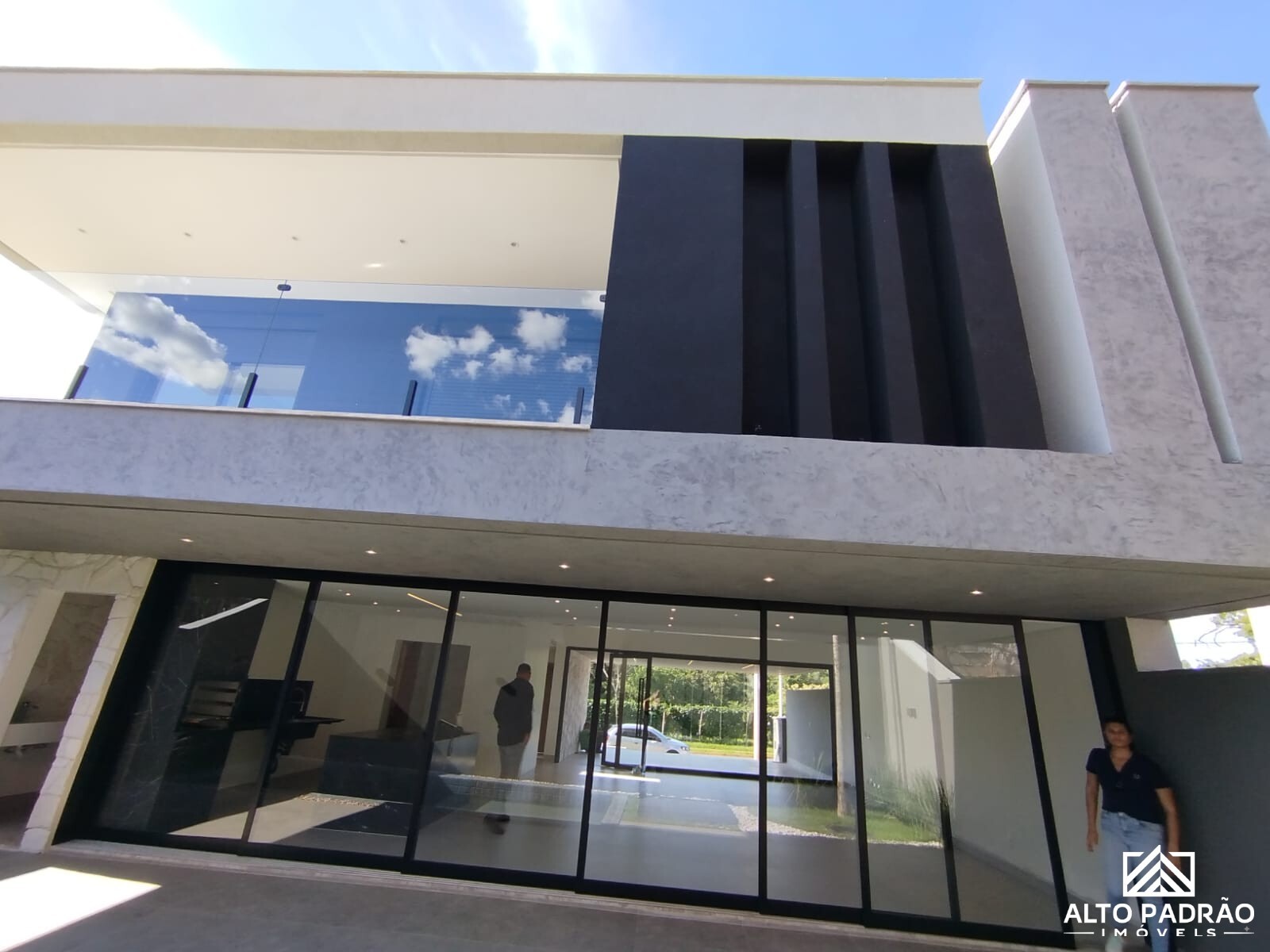 Casa à venda no bairro Jardins Capri em Senador Canedo/GO — foto