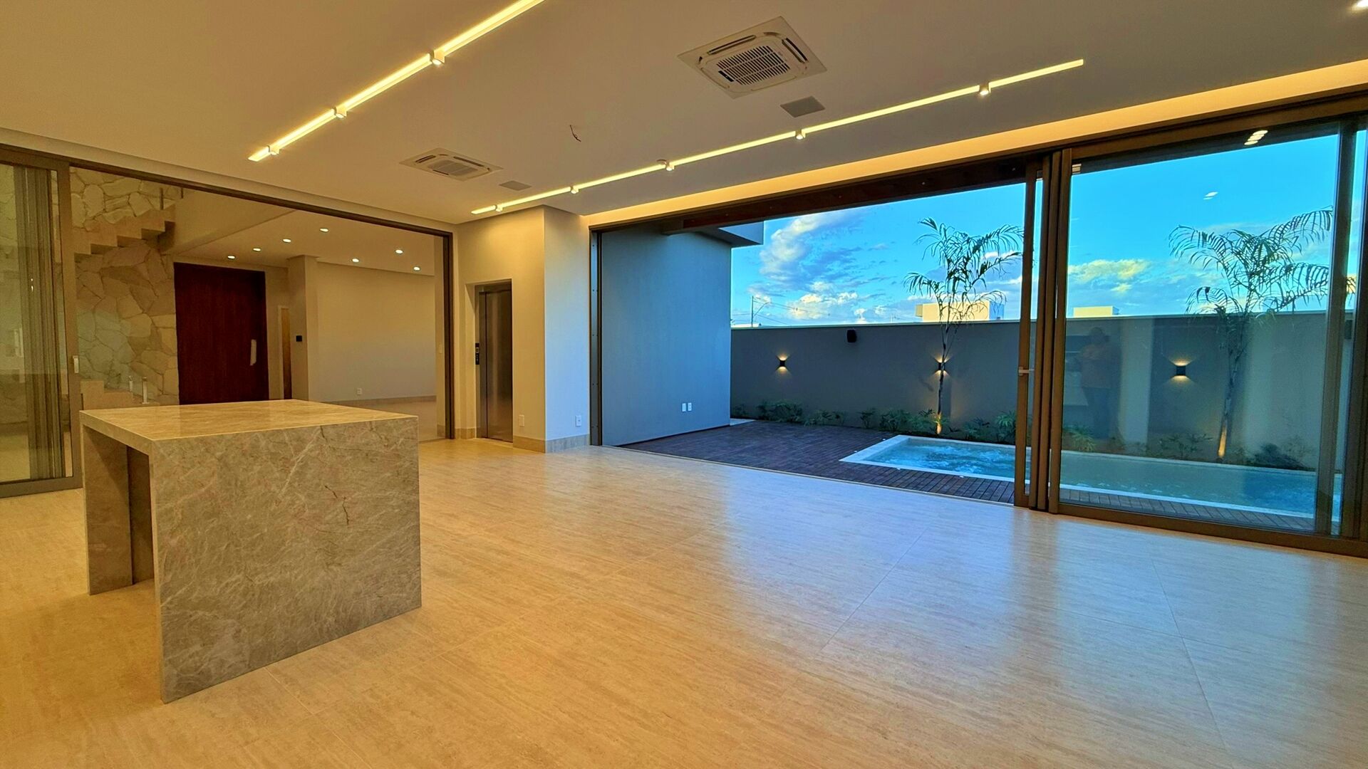 Sobrado 5 Suítes, 370 m² c/ Lazer à Venda no Condomínio Alphaville Palmas — foto