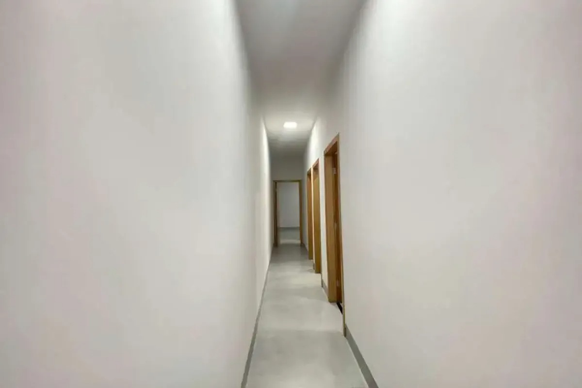 Casa 3 quartos sendo 1 suíte, Frente ao Parque - Jardim Itaipu / Goiânia .  Conforto, modernidade e localização privilegiada! — foto