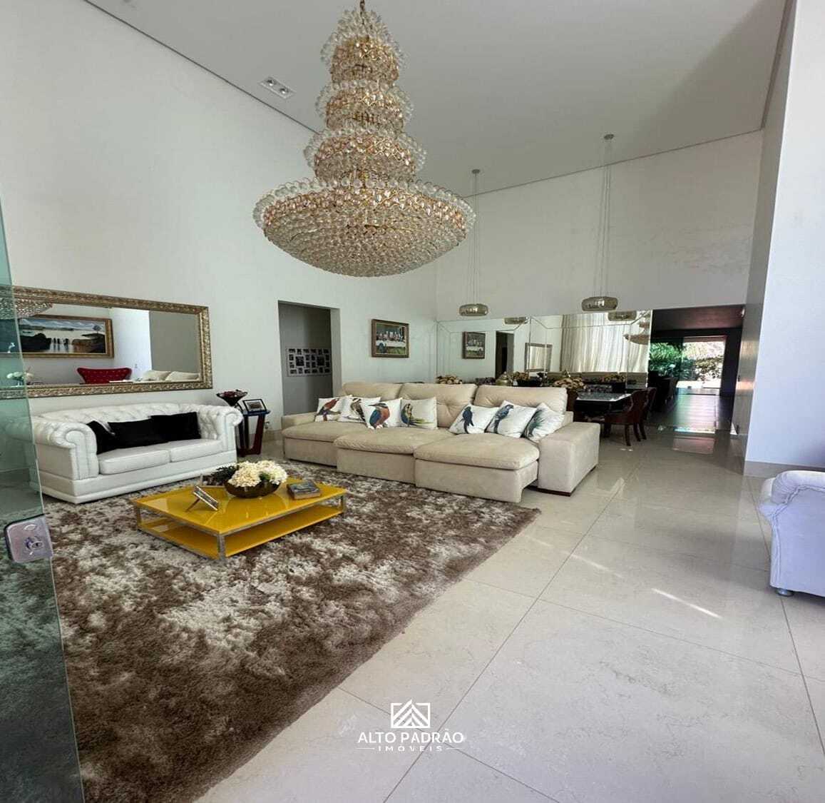 Casa, 4 quartos, 394 m² - Foto 1