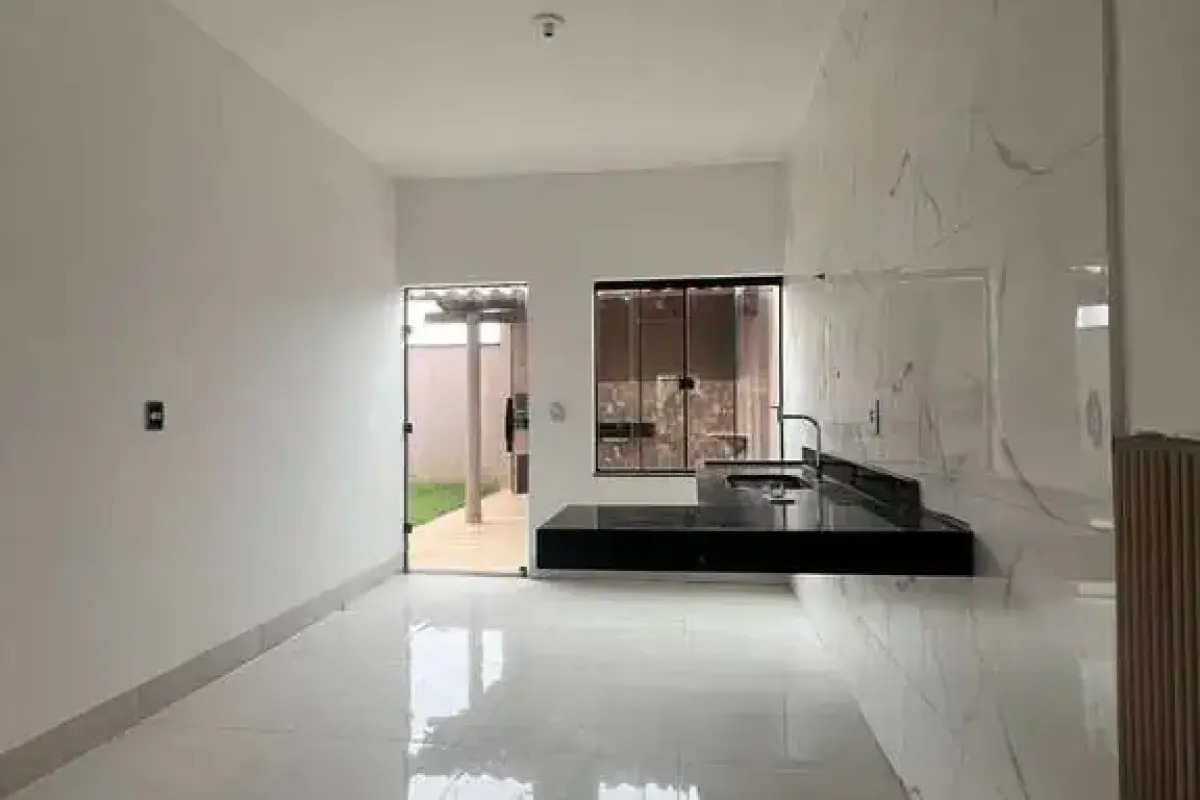 Casa 3 Quartos para Venda no Jardim Caravelas - Goiânia — foto