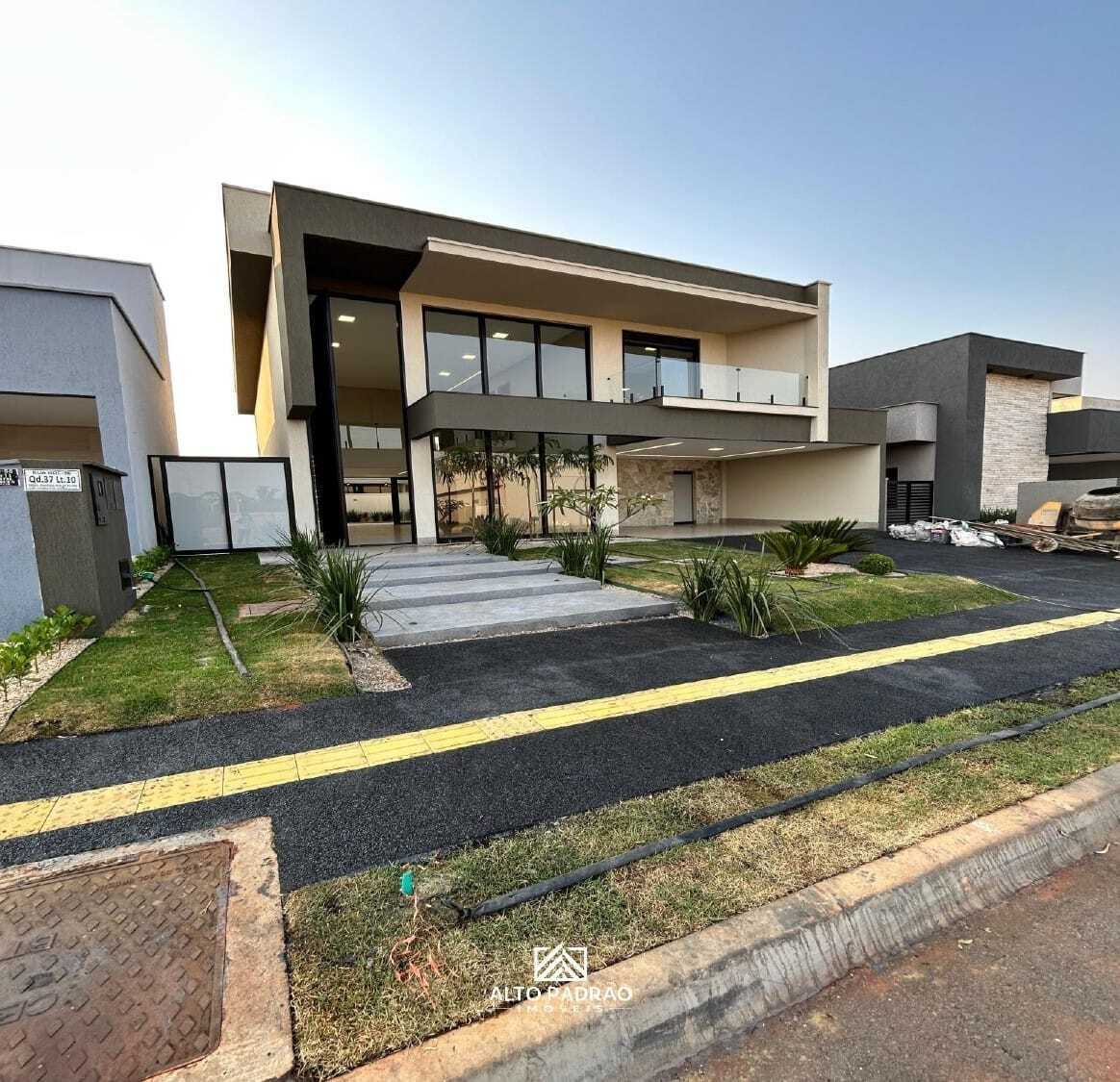 Casa à venda no bairro Residencial Goiânia Golfe Clube em Goiânia/GO — foto