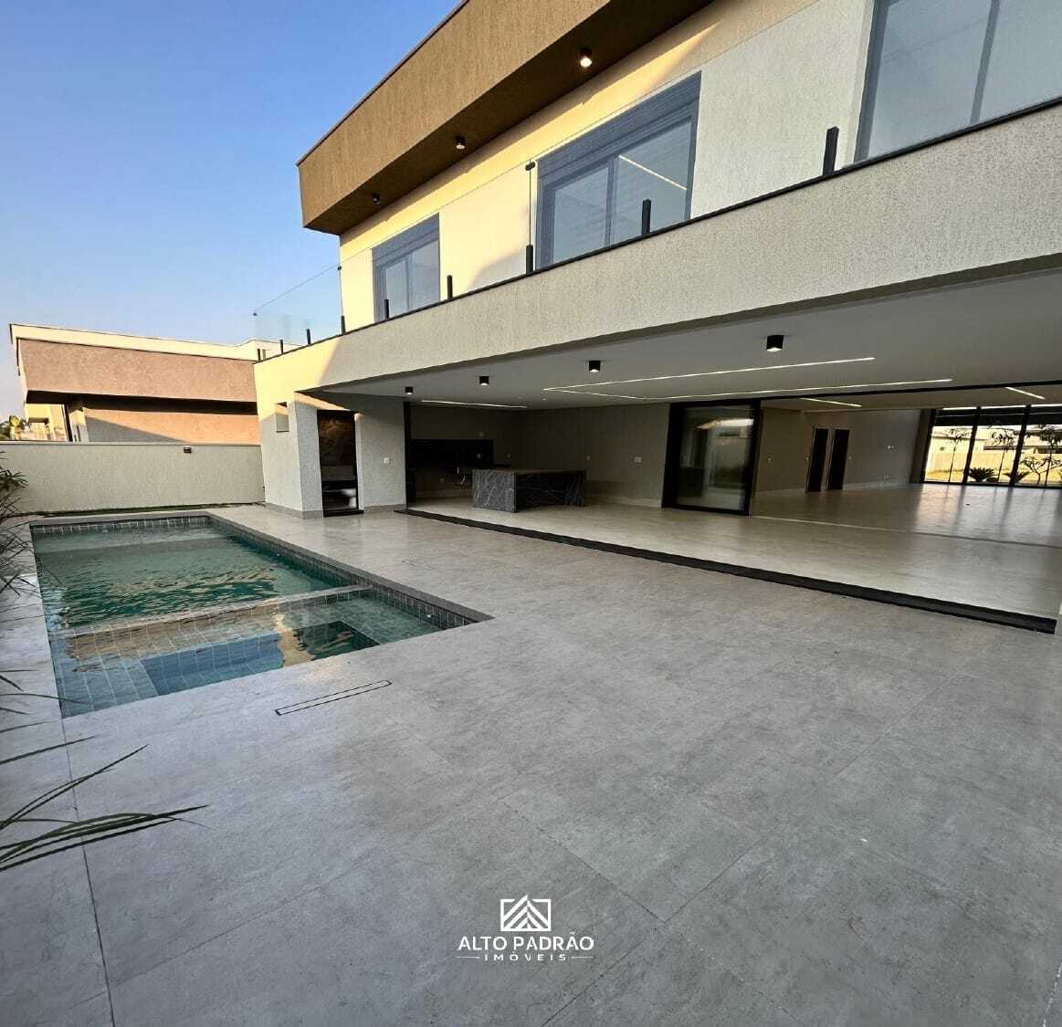 Casa à venda no bairro Residencial Goiânia Golfe Clube em Goiânia/GO — foto