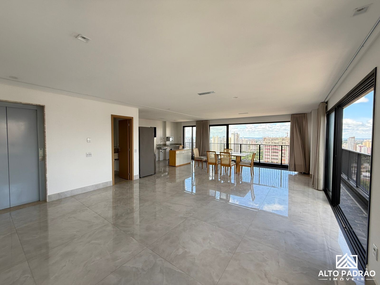 Apartamento à venda no bairro Setor Marista em Goiânia/GO — foto