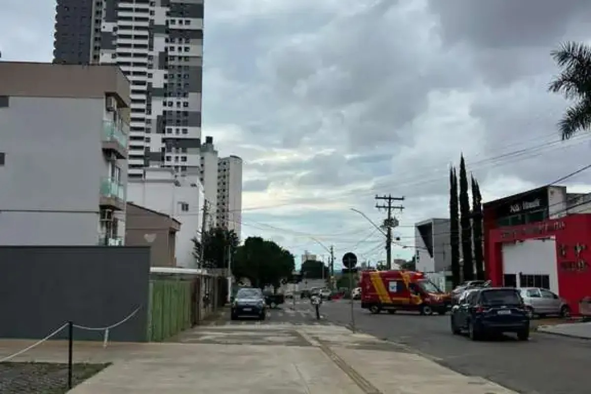 OPORTUNIDADE LOTE RESIDENCIAL E COMERCIAL - PARQUE AMAZÔNIA / GOIÂNIA/ 420MT. — foto