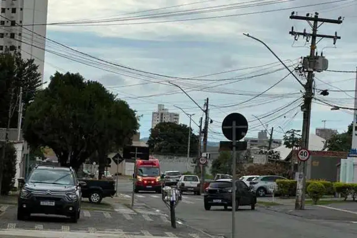 OPORTUNIDADE LOTE RESIDENCIAL E COMERCIAL - PARQUE AMAZÔNIA / GOIÂNIA/ 420MT. — foto