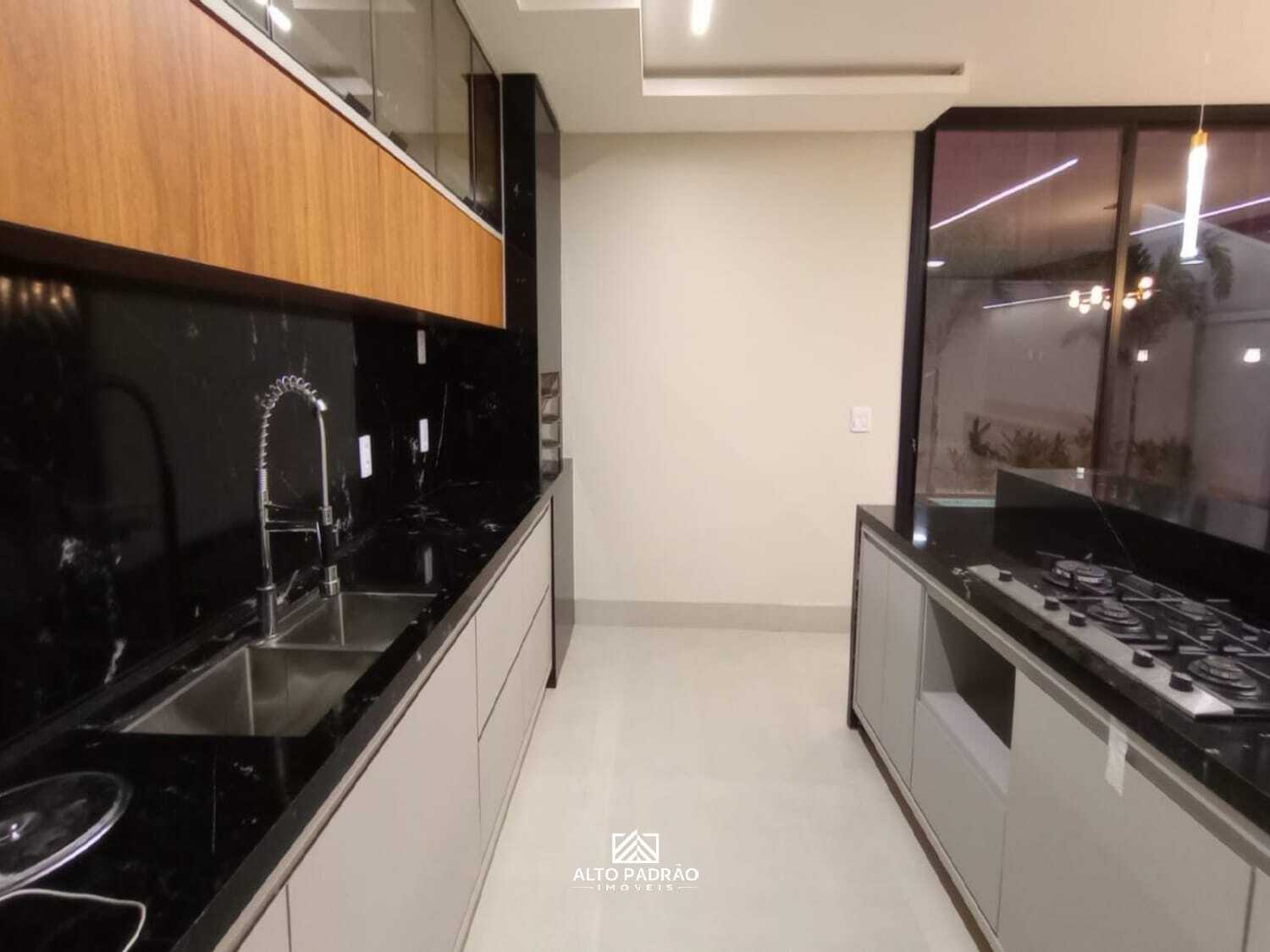 Casa à venda no bairro Jardins Sevilha em Aparecida de Goiânia/GO — foto