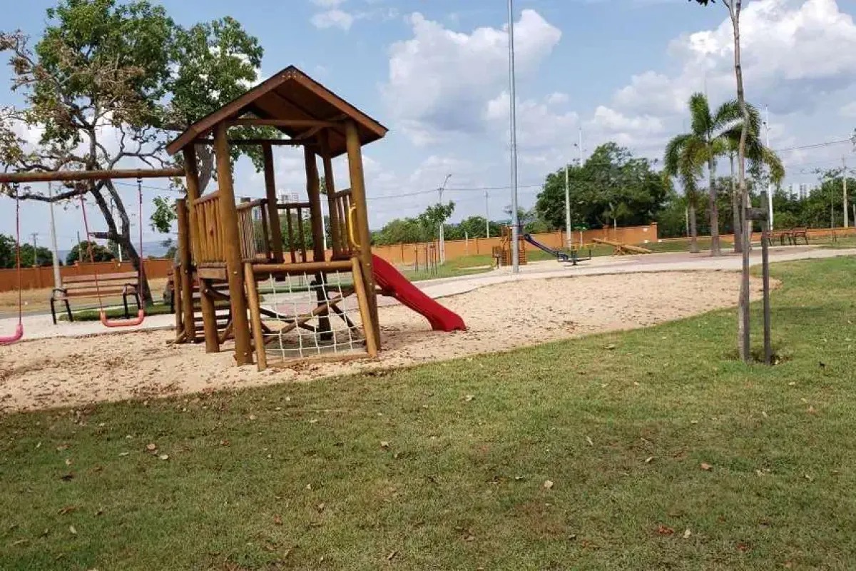 Sobrado de Luxo 5 Suítes, 370 m² c/ Lazer à Venda no Condomínio Alphaville — foto