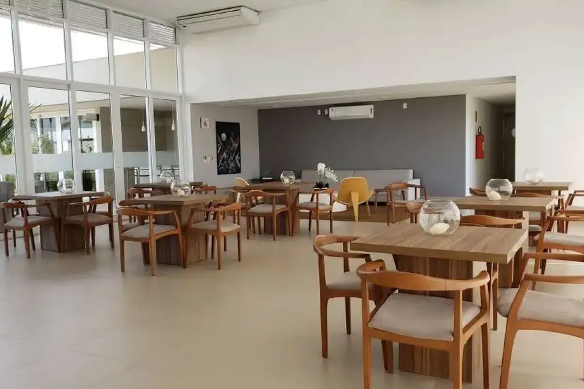 Sobrado de Luxo 5 Suítes, 370 m² c/ Lazer à Venda no Condomínio Alphaville — foto