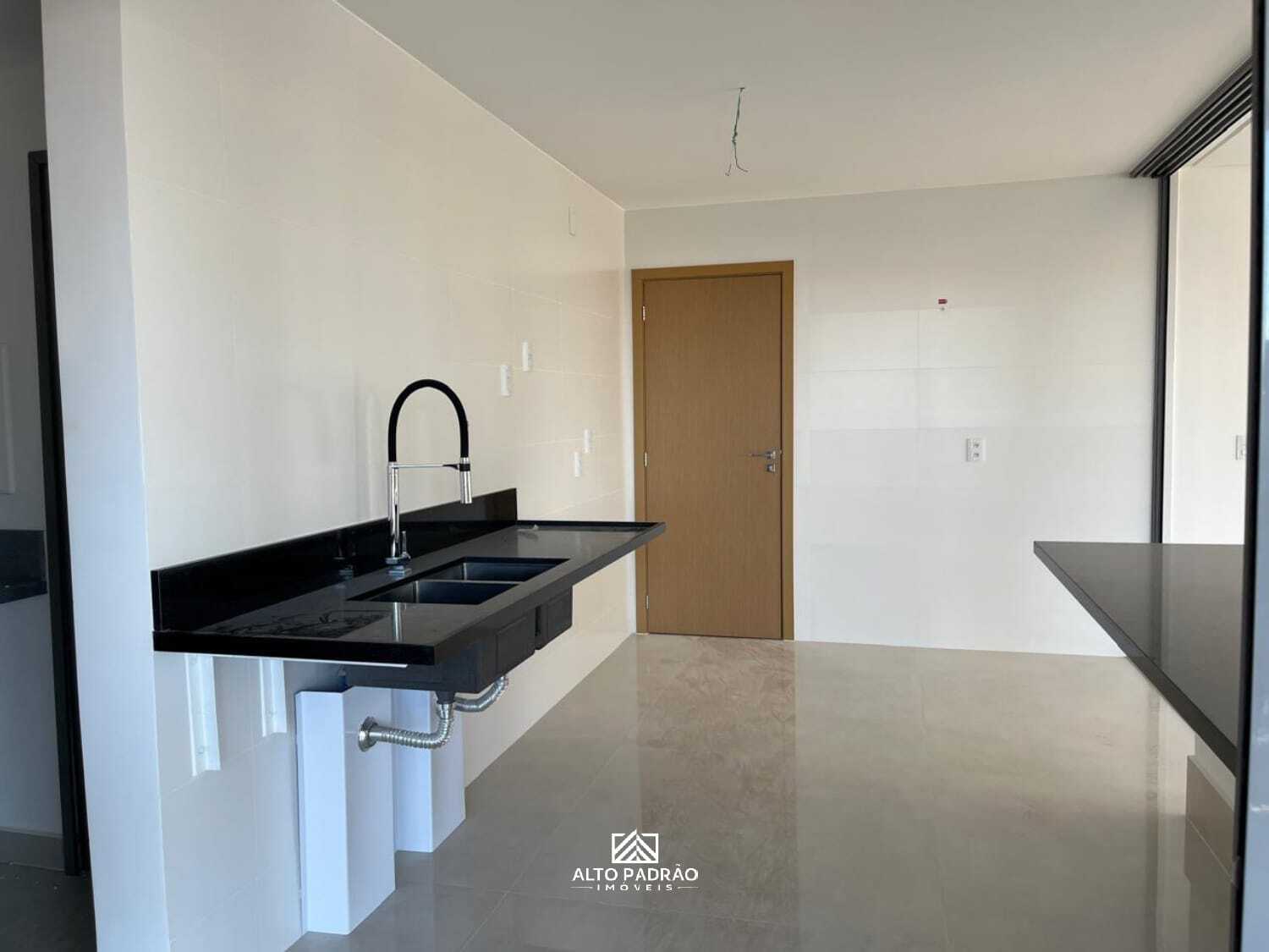 Casa, 4 quartos, 226 m² - Foto 6