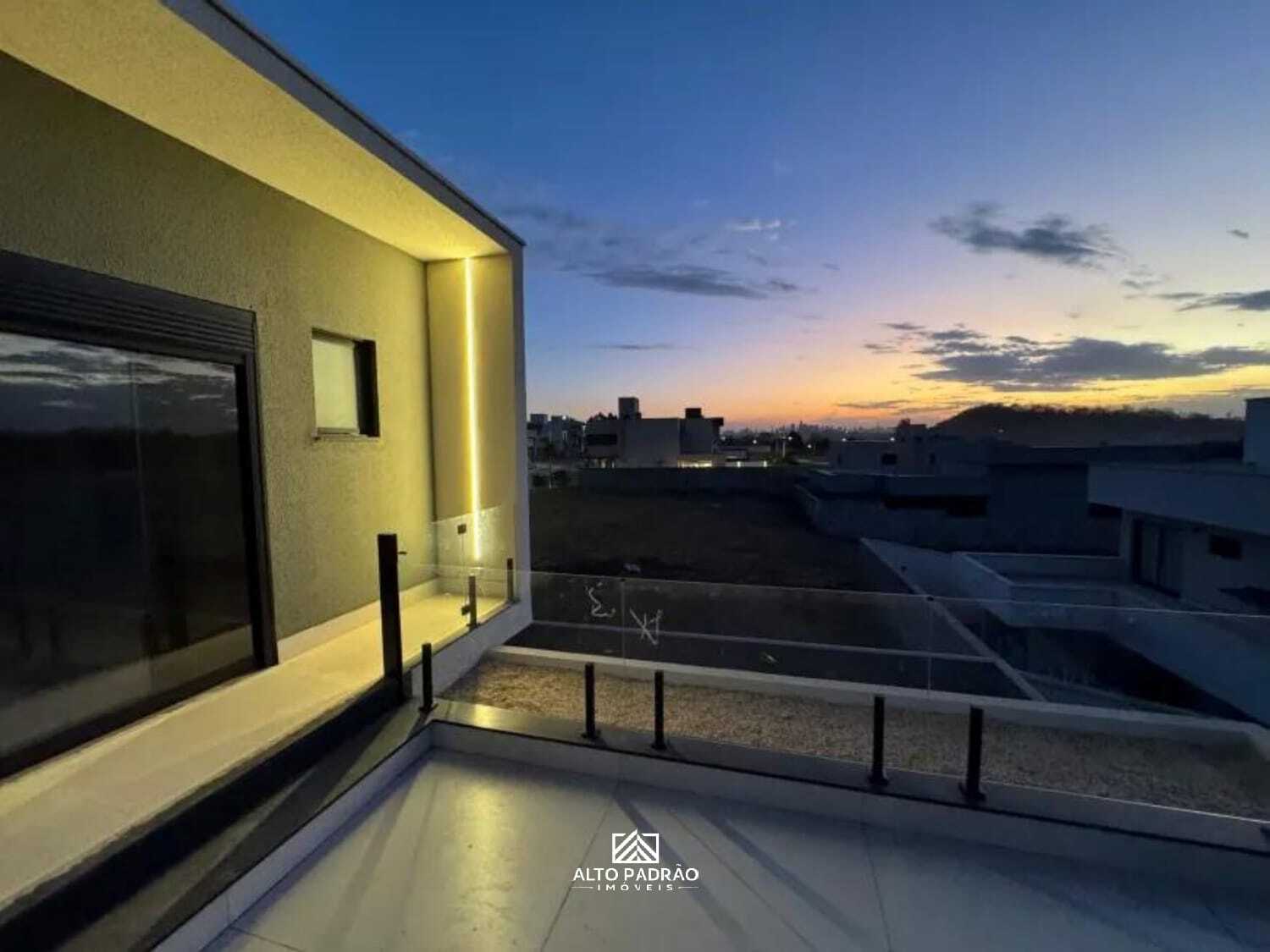 Casa, 3 quartos, 244 m² - Foto 11