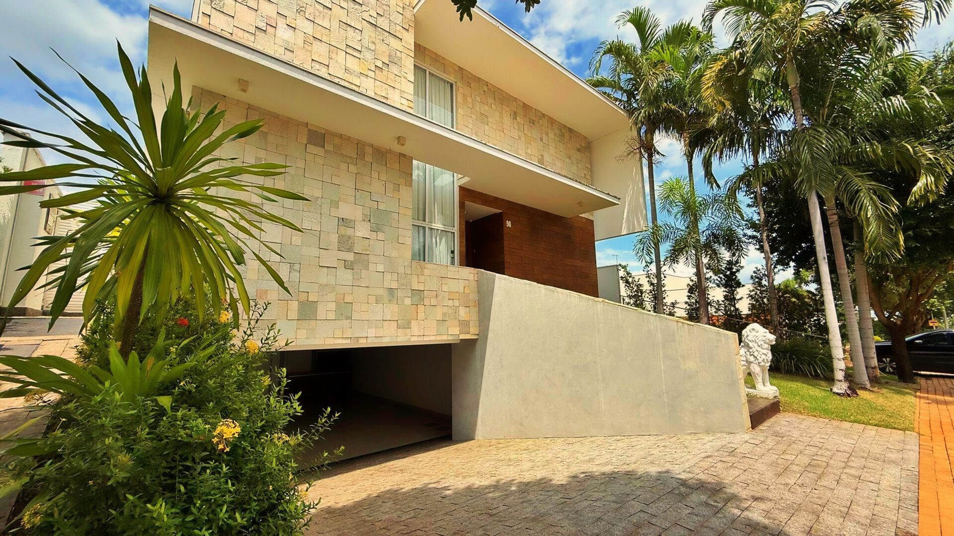 Sobrado 6 Suítes, 521 m² à Venda no Condomínio Privillege — foto
