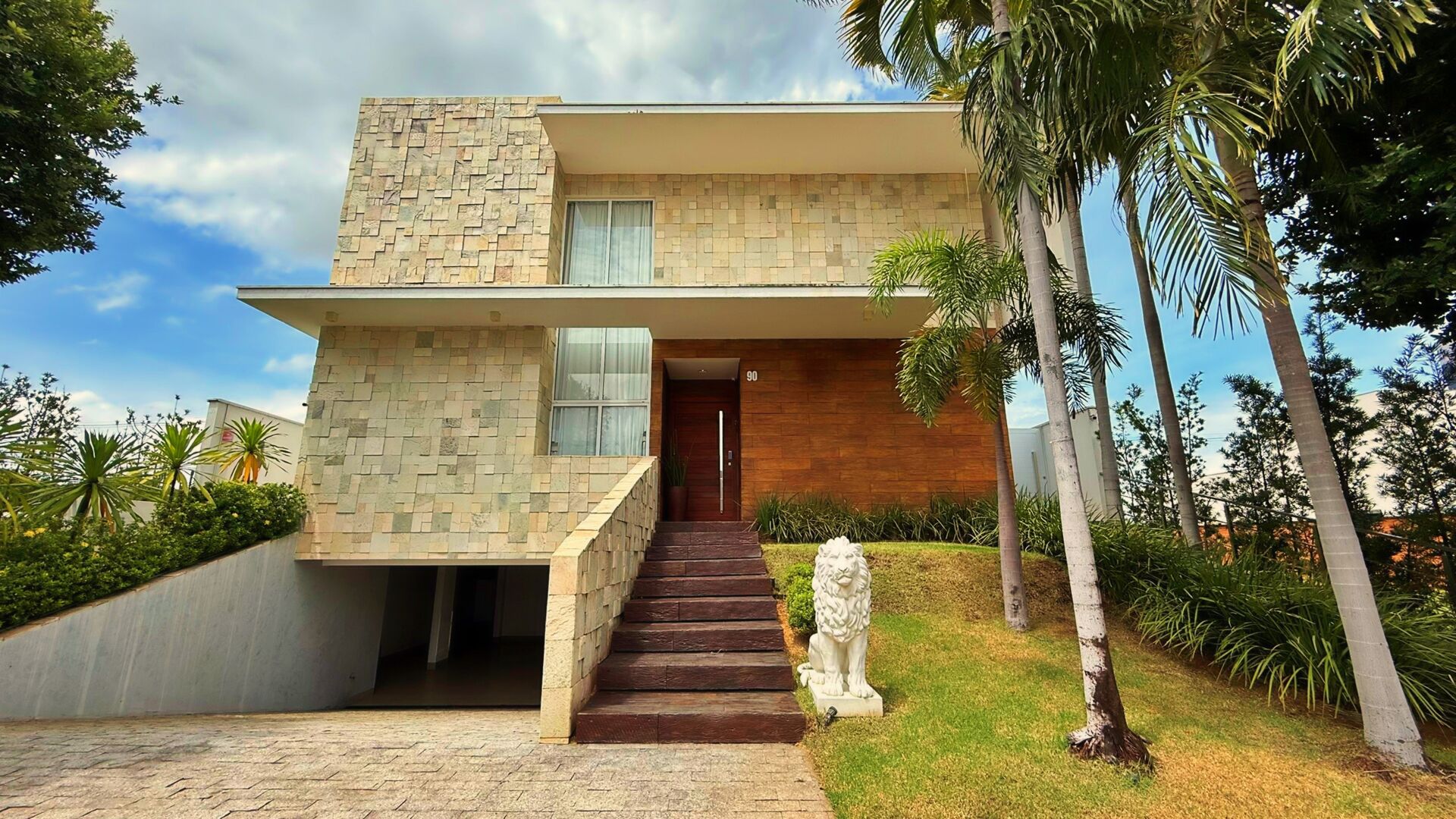 Sobrado 6 Suítes, 521 m² à Venda no Condomínio Privillege — foto