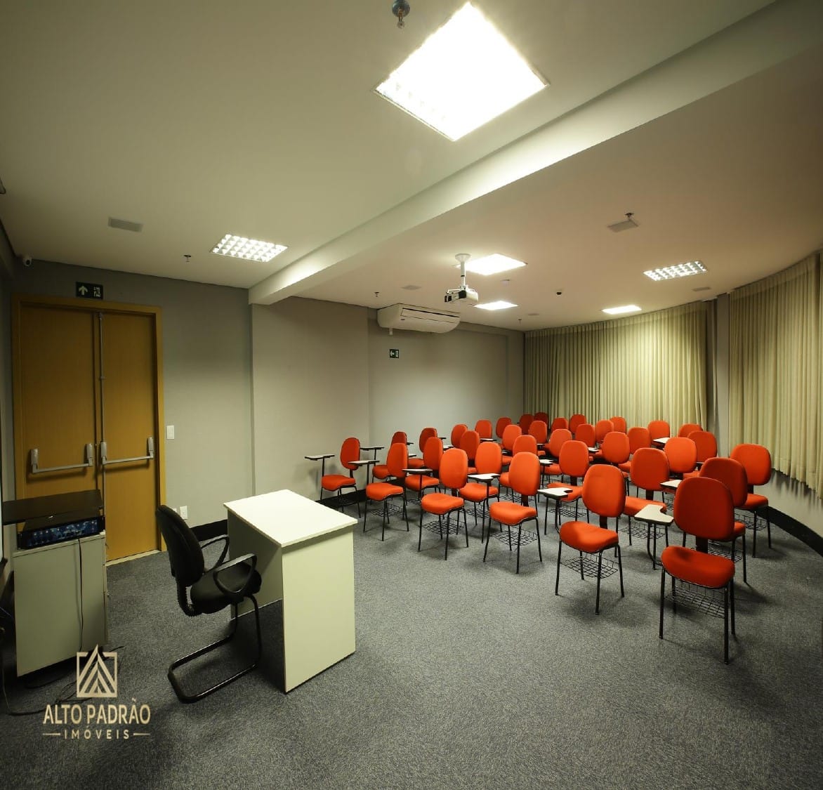 833-Apartamento com 01 suíte , lazer completo à venda 32m² por R$ 412.000,00 no  Setor Marista, Goi — foto