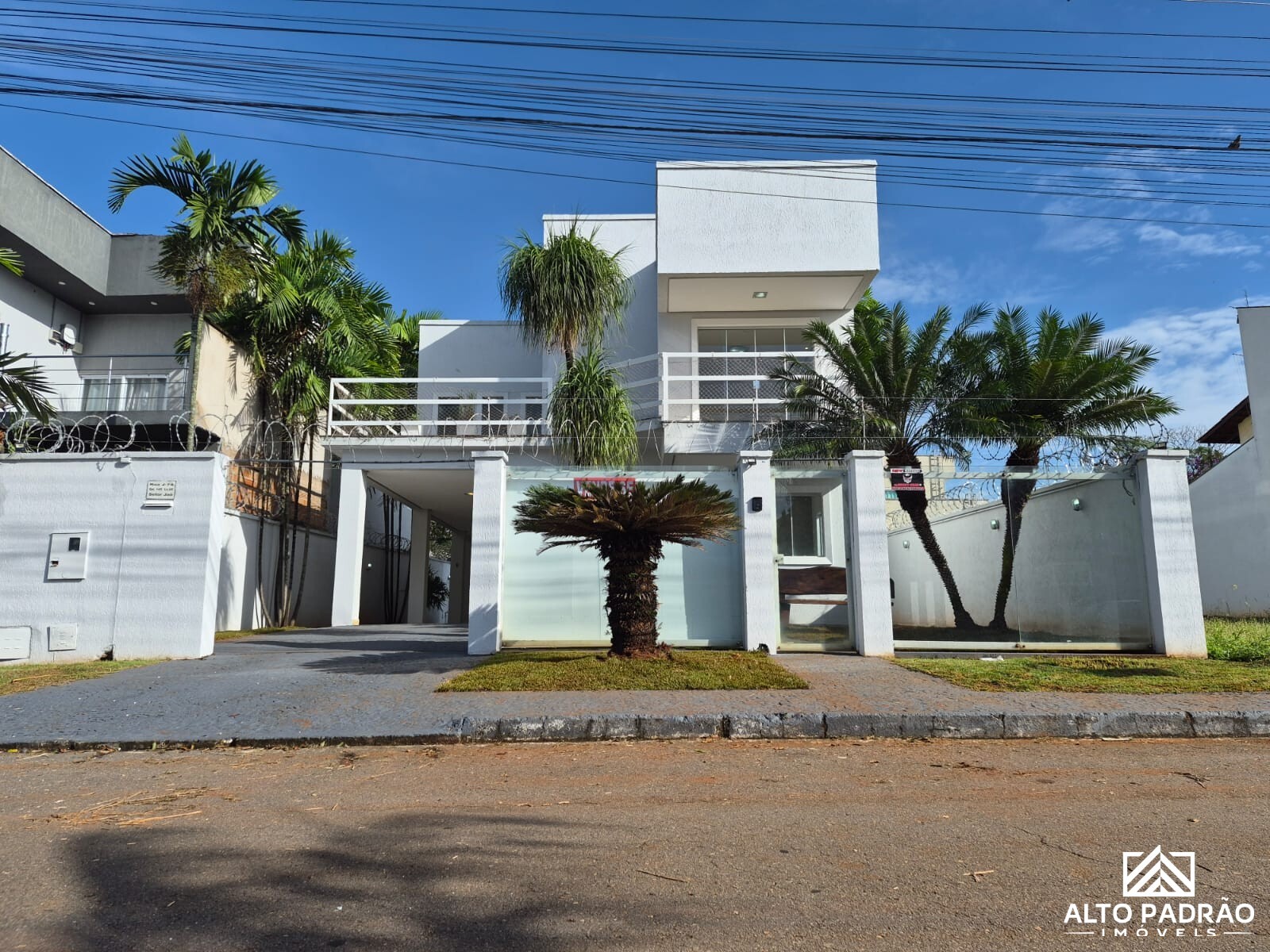 Casa, 3 quartos, 2518 m² - Foto 2