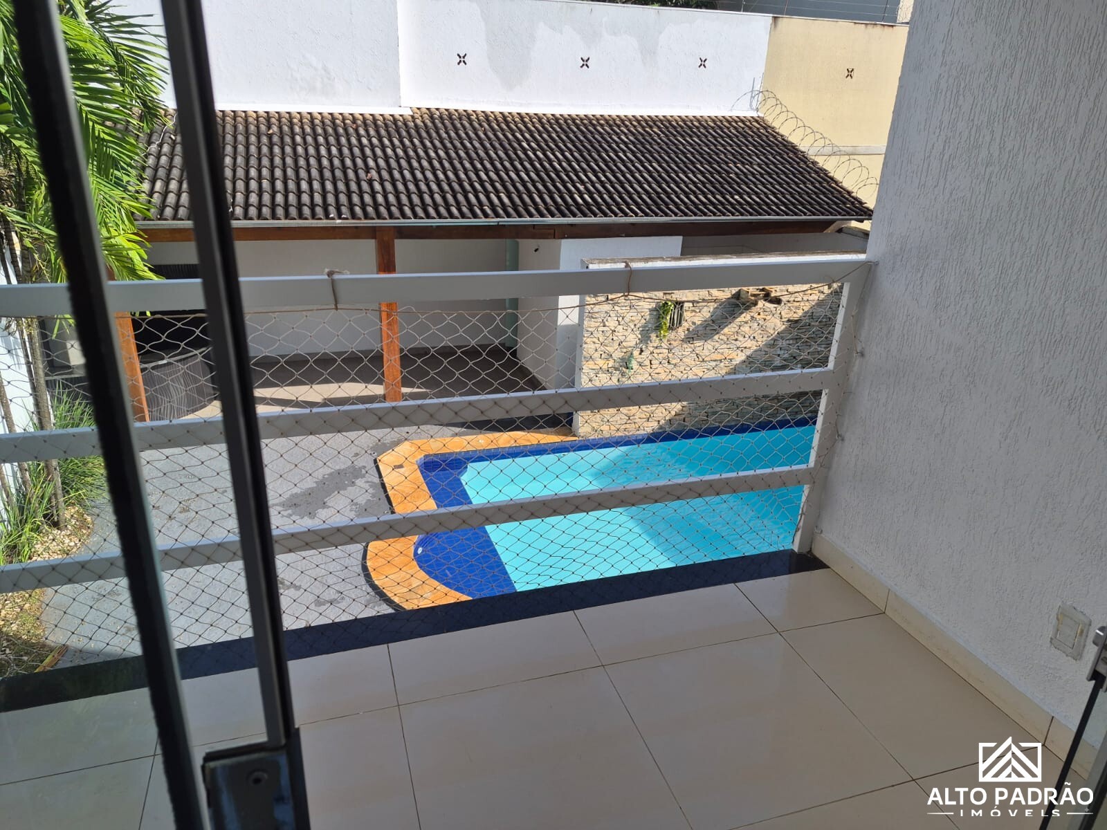 Casa, 3 quartos, 2518 m² - Foto 10