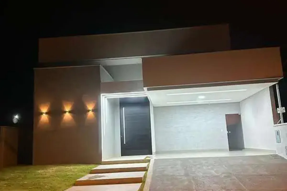 Casa à venda no bairro Jardins Nápoles em Senador Canedo/GO — foto