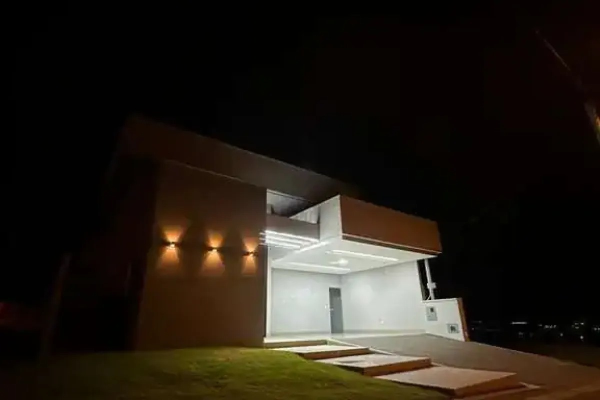 Casa à venda no bairro Jardins Nápoles em Senador Canedo/GO — foto