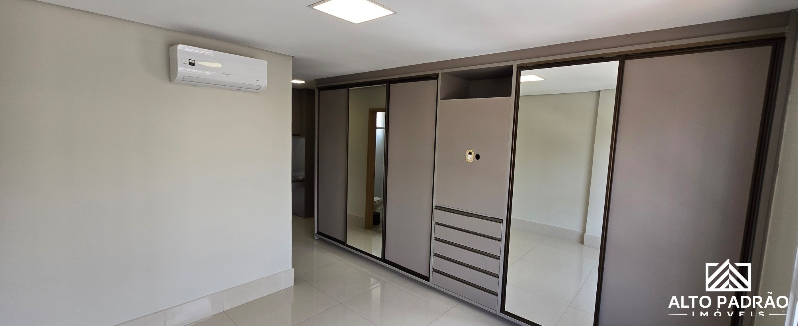 Apartamento à venda no bairro Setor Marista em Goiânia/GO — foto