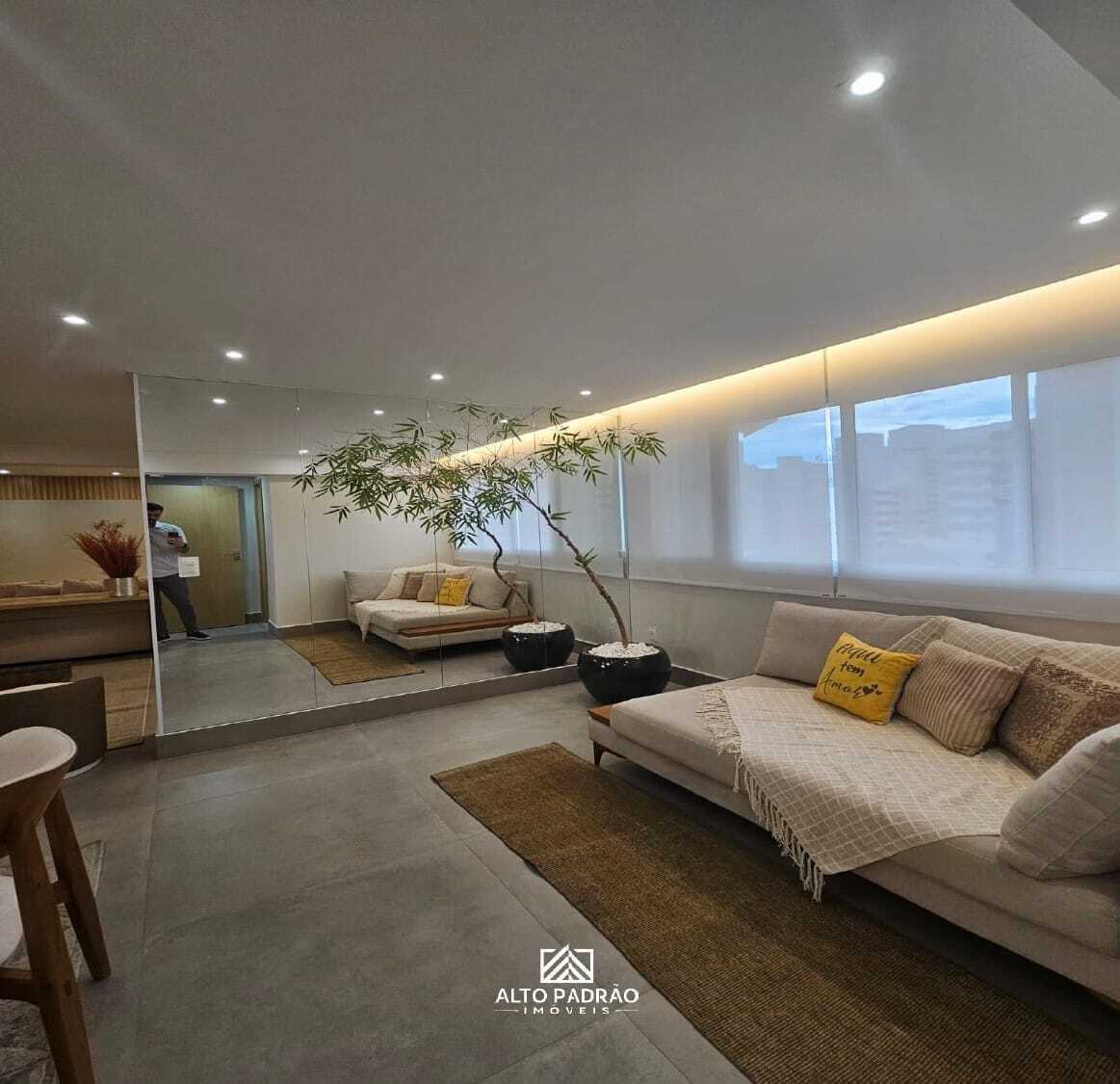 Apartamento à venda no bairro Setor Bueno em Goiânia/GO — foto