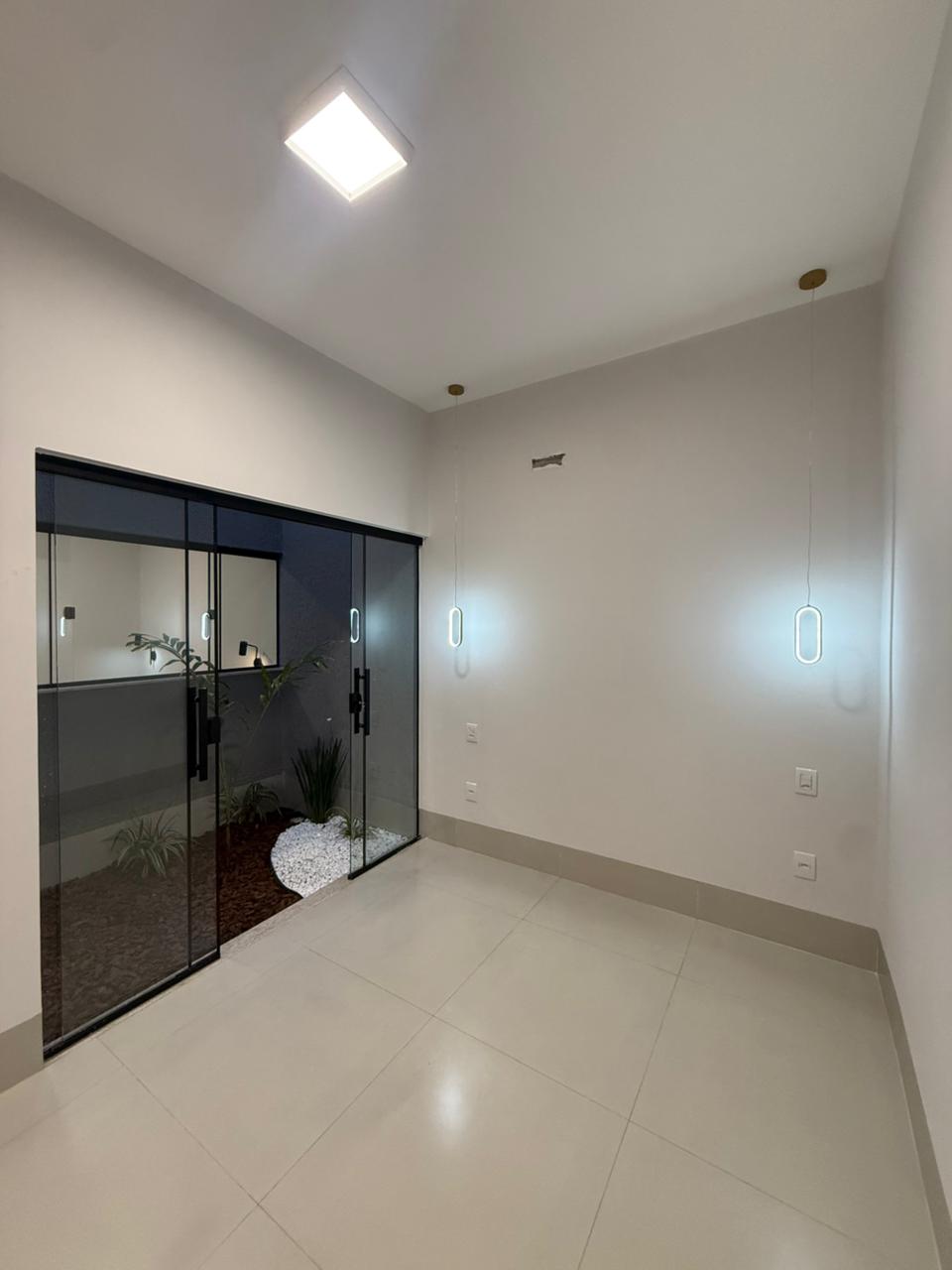 Casa à venda - Bairro Hilda — foto